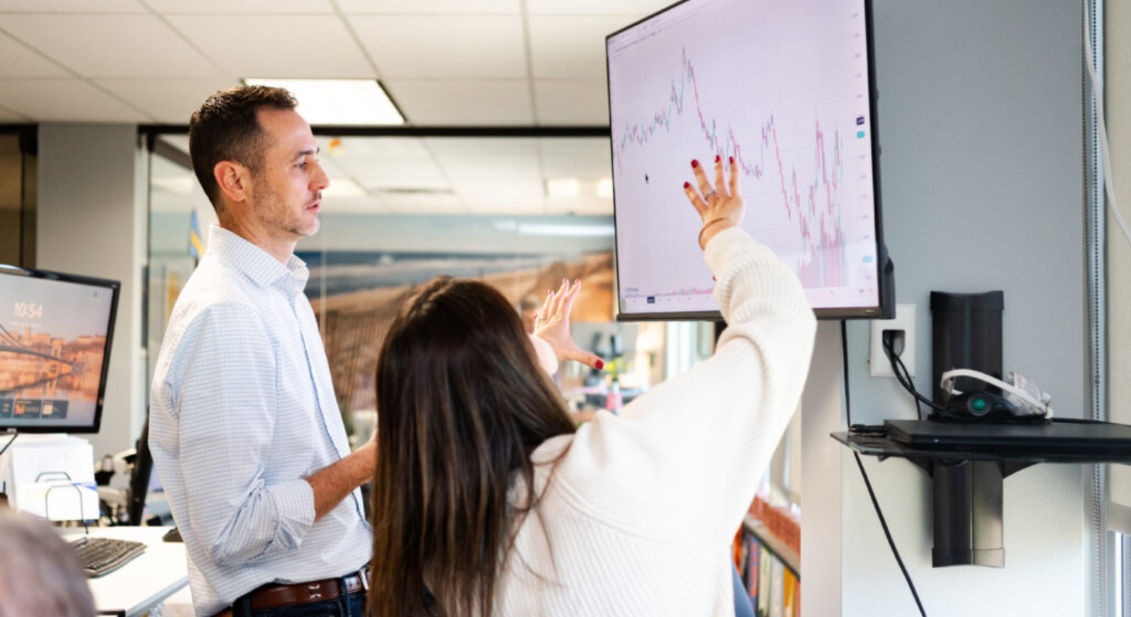 Partnering With an Energy Brokerage Firm: What You Need to Know
