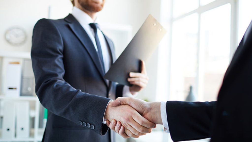 Energy Brokers vs Energy Traders & What’s the Difference?