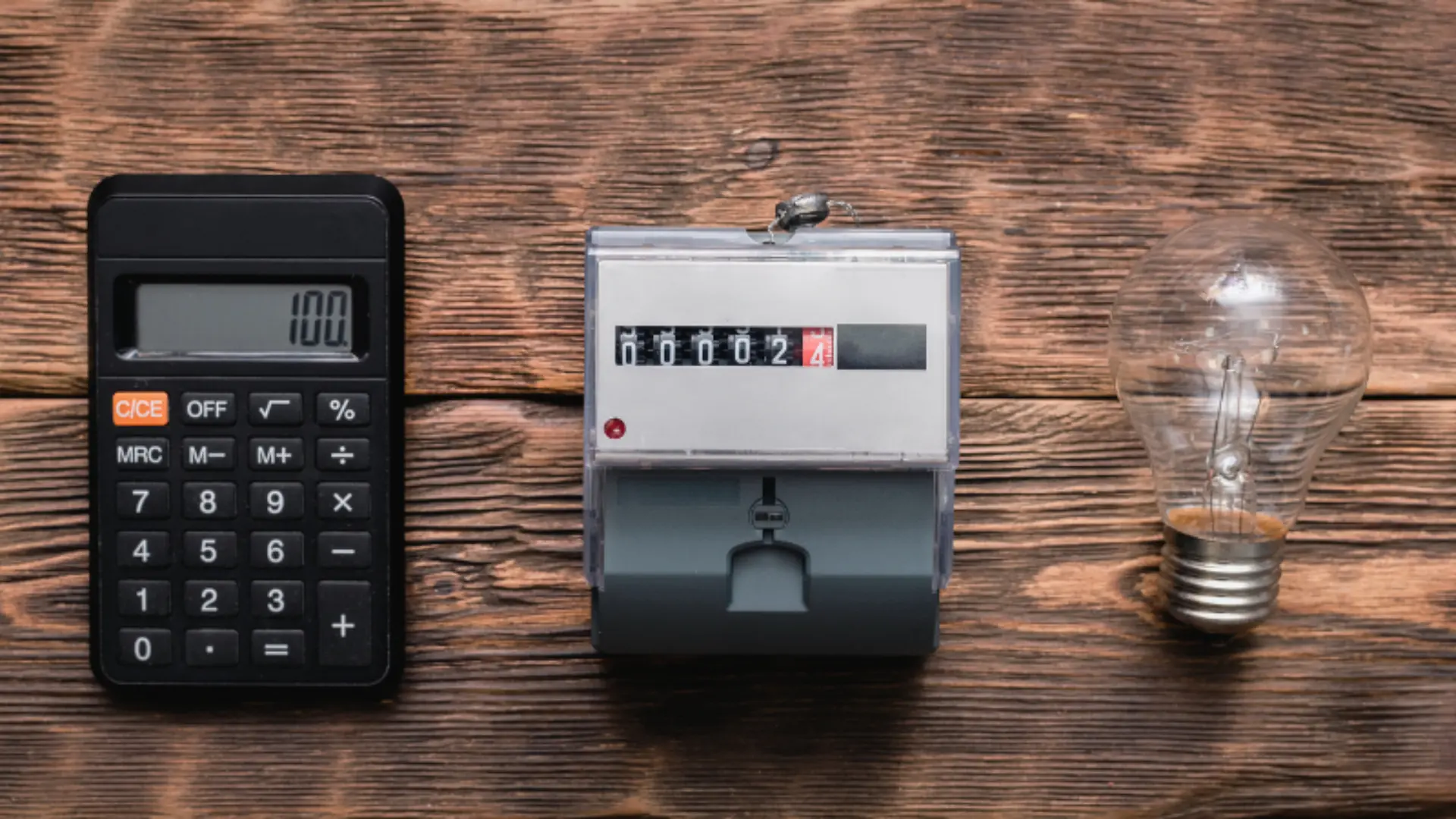 Electricity Cost in Deregulated Energy Markets