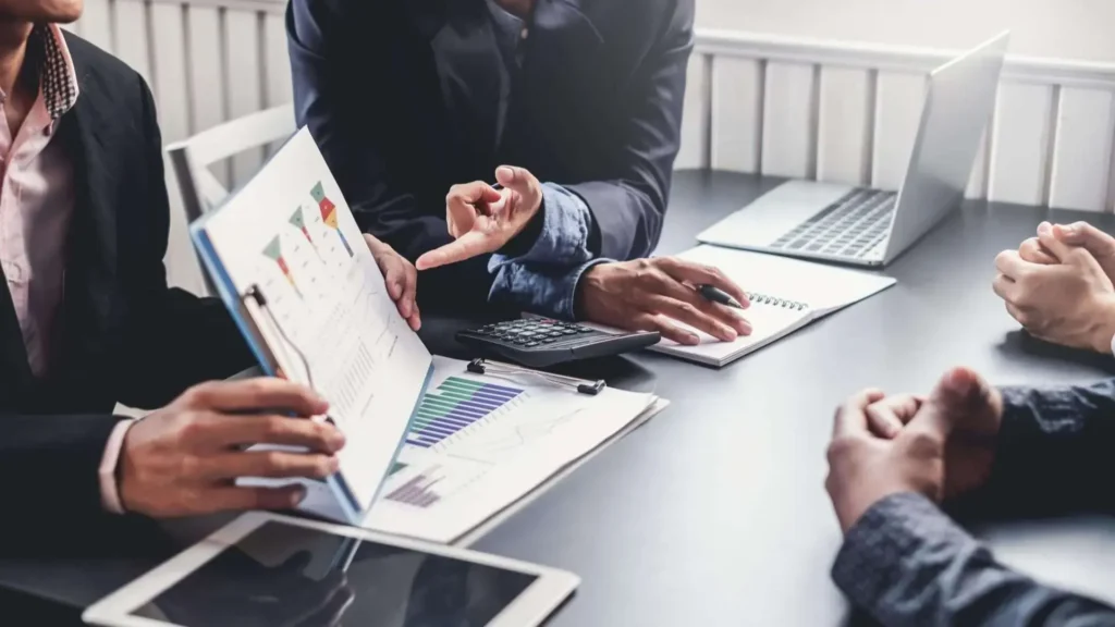 Long Term vs. Short Term Energy Contracts