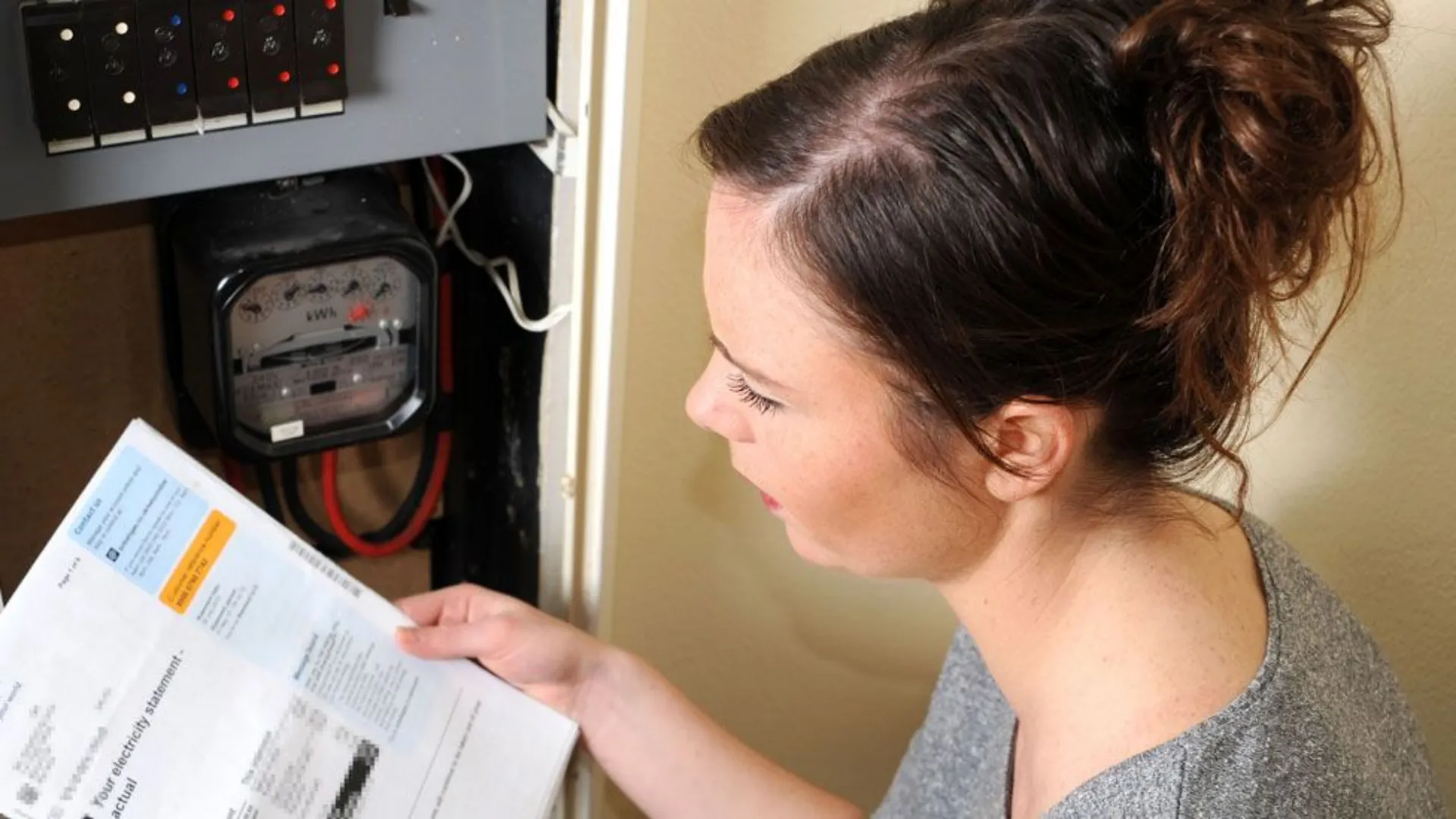 How Do Meter Readings Affect Your Energy Bill